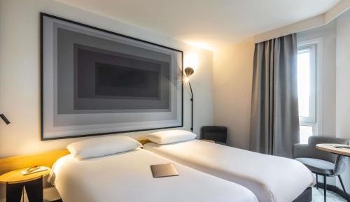 Standard Twin Room