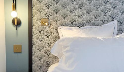 Lakeside Nest Room - Spa Access Included