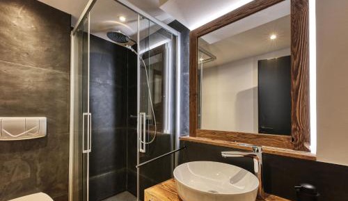 One-Bedroom Chalet