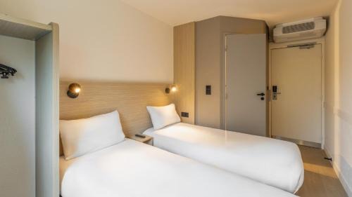 Standard Room - 2 Single Beds