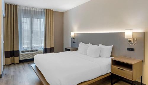 King Room - Non-Smoking