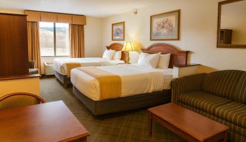 Executive Queen Suite with Two Queen Beds