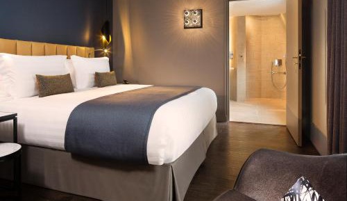 King Room with Balcony