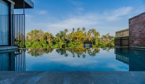 Two-Bedroom Villa with Private Pool and Jungle View 