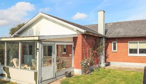Three-Bedroom Vacation Home 