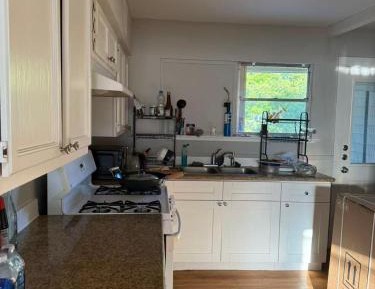 Single Room with Shared Bathroom