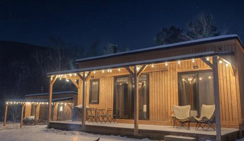Tiny house = Sierra