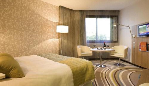 Superior Double Room with 1 Double Bed Garden Side