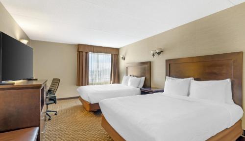 Queen Room with Two Queen Beds and Work Desk - Non-Smoking/Second Floor