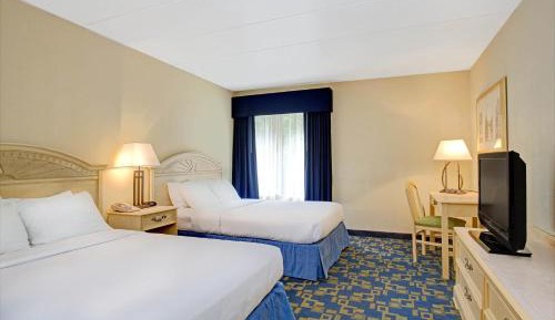 Double Room with Two Double Beds - Smoking
