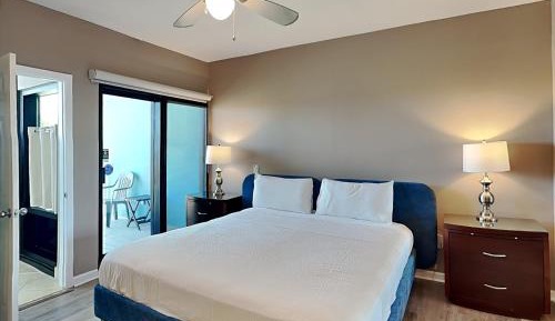Three-Bedroom Apartment with Ocean View