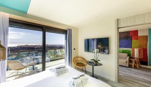 Riviera Junior Suite with Terrace and Sea View 