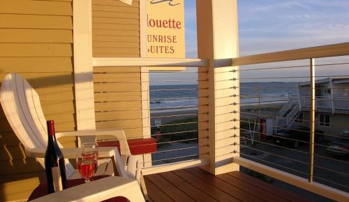 Luxury Two-Bedroom Sunrise Suite