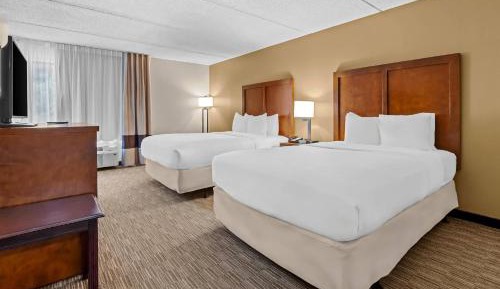 Queen Room with Two Queen Beds - Non-Smoking