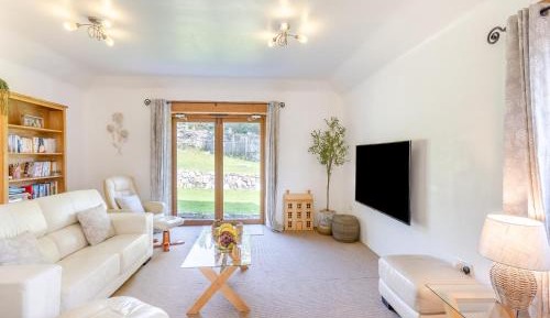 Two-Bedroom Holiday Home