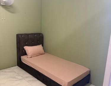 Single Room with Shared Shower and Toilet