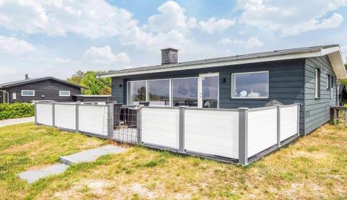 Two-Bedroom Holiday Home