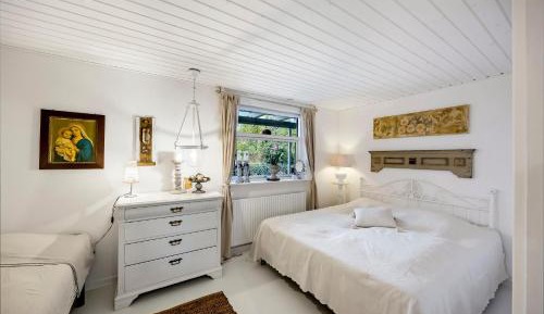 Basic Triple Room