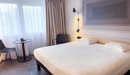 Standard Room with Double or Twin Bed