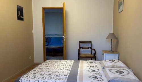 King Studio with Sofa Bed