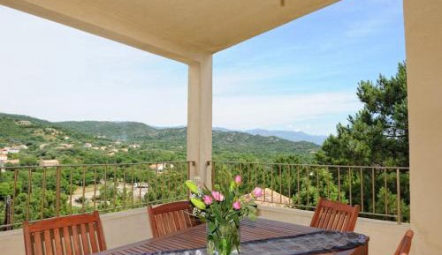 Two-Bedroom Comfort Villa I