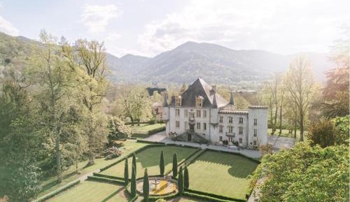 Six-Bedroom House