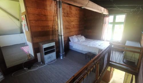 Mixed Dormitory Room