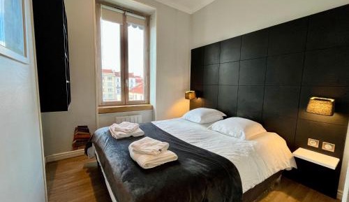 One-Bedroom Apartment (4 Adults)