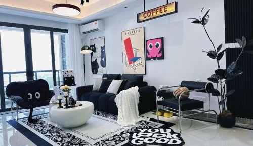 Four-Bedroom Platinum Apartment