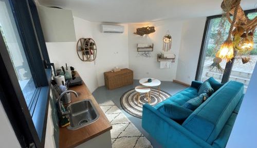 One-Bedroom Apartment with Garden View