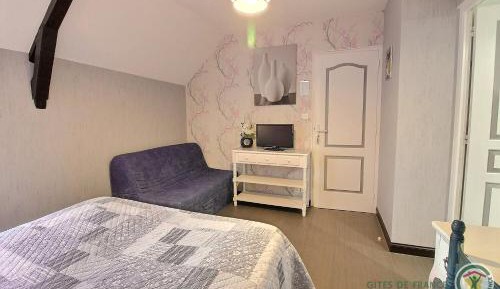 Deluxe Room 2
