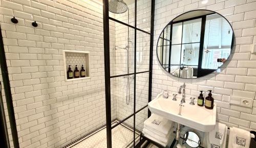 Studio Apartment - Annex Building