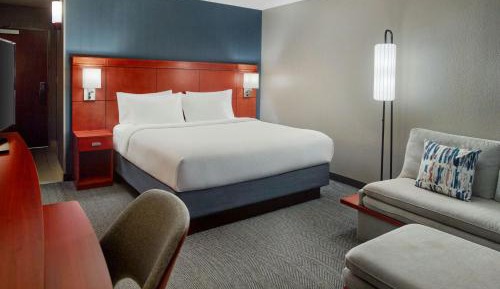 King Room with Sofa Bed