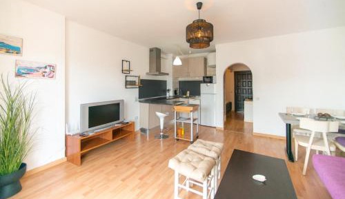 Studio with Balcony