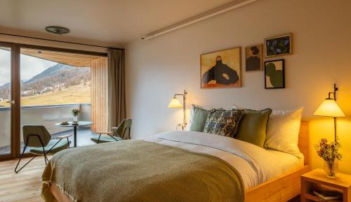 Deluxe Double Room with Balcony