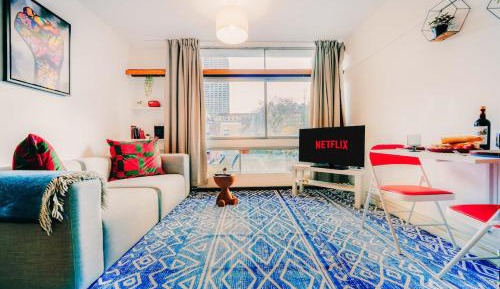 Studio Apartment with King Bed