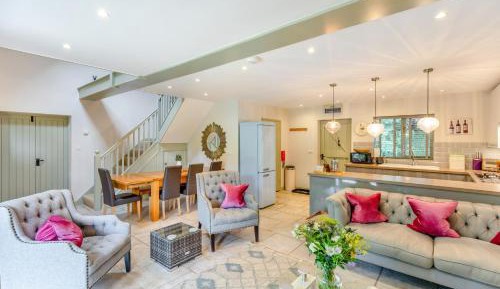 Three-Bedroom Vacation Home 