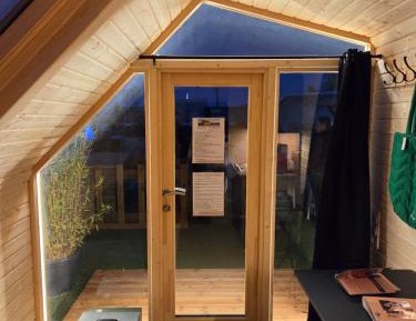 One-Bedroom Bungalow