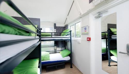 Quadruple Room with Shared Bathroom