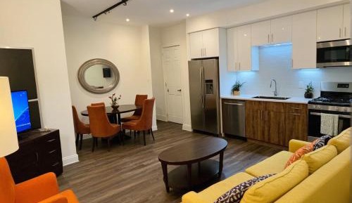 Three-Bedroom Deluxe Apartment