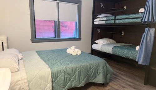 Quadruple Room with Shared Bathroom