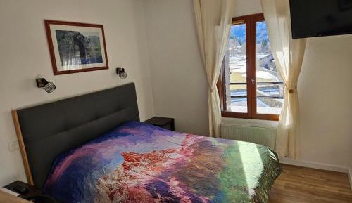Double Room with Mountain View