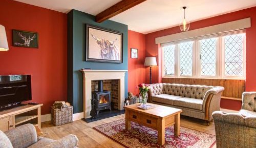 Three-Bedroom Vacation Home 