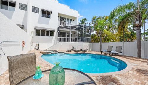 Three-Bedroom Vacation Home 