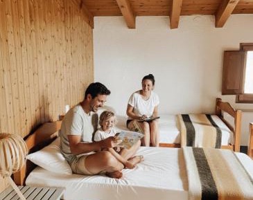 Economy Quadruple Room with Shared Bathroom