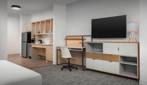 King Studio Suite with Sofa Bed and Adapted Tub - Mobility Accessible
