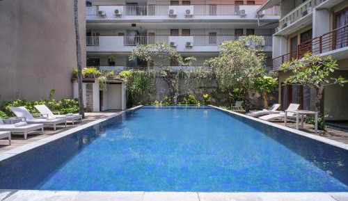 Deluxe Double or Twin Room with Pool View