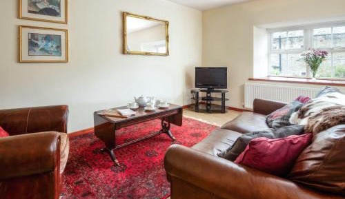 Three-Bedroom Vacation Home 