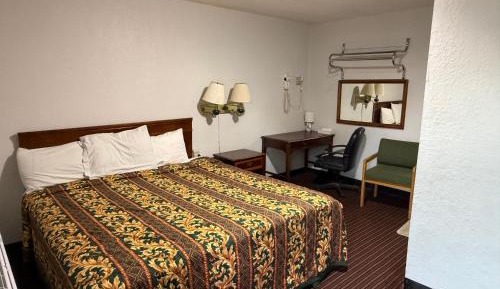 Standard King Room