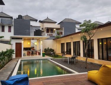 Double Room with Pool View